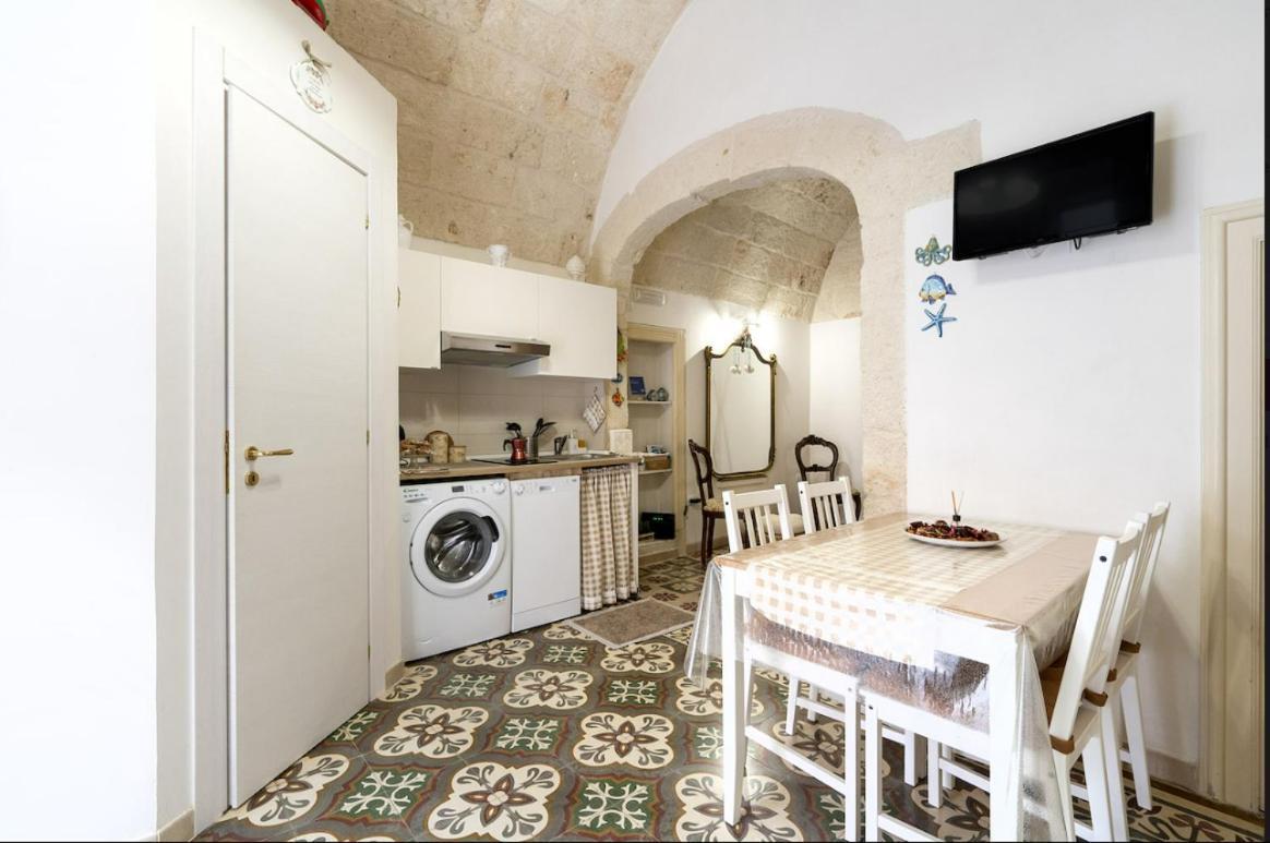 Chiarina Rooms 2 Polignano a Mare Bagian luar foto