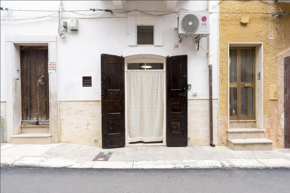 Chiarina Rooms 2 Polignano a Mare Bagian luar foto