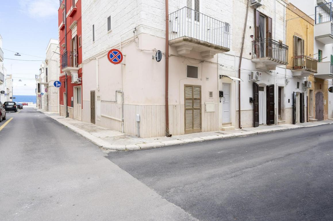 Chiarina Rooms 2 Polignano a Mare Bagian luar foto